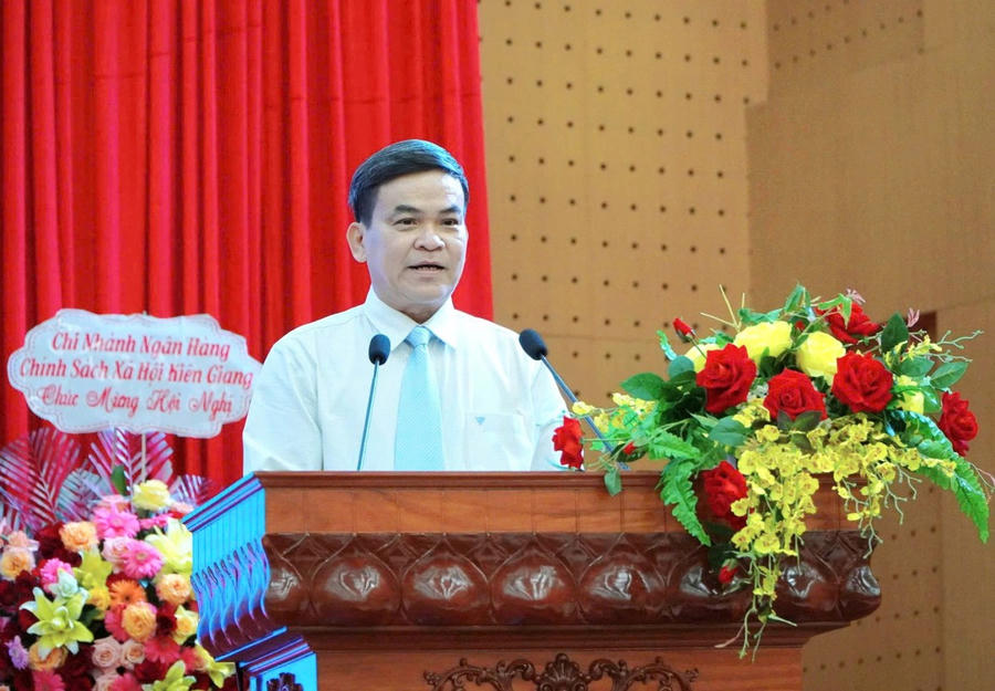 Ông Thái Châu Báu - Phó trưởng Ban Tuyên giáo và Dân vận Tỉnh ủy phát biểu tại Hội nghị.