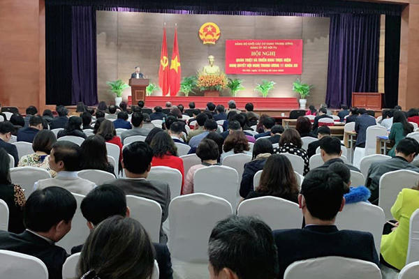 Anh322.