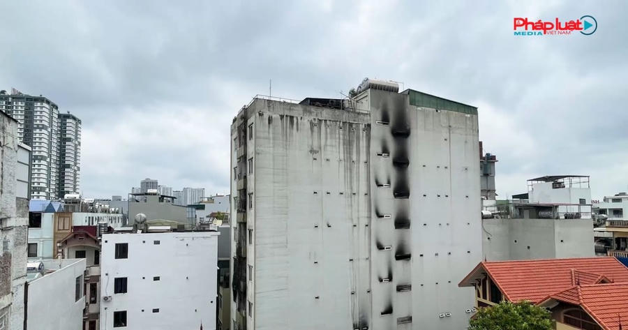 Vụ hỏa hoạn tại chung cư mini khiến 56 người tử vong khiến người dân Thủ đô bàng hoàng.