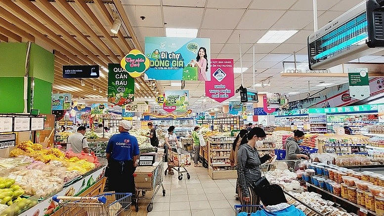 Thủ tướng yêu đẩy mạnh phát triển thị trường trong nước, kích cầu tiêu dùng. Ảnh: VGP