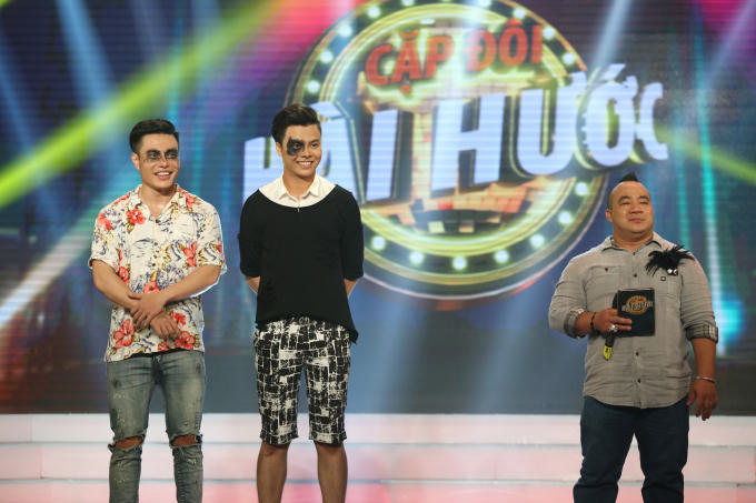 Huỳnh Tiến Khoa đánh Don Nguyễn bầm dập khiến Thanh Bạch choáng váng