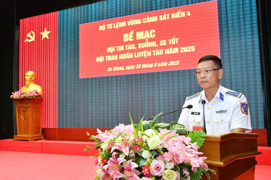 Đại tá Phan Duy Cường - Phó Tư lệnh Quân sự,Trưởng ban Tổ chức Hội thi - Hội thao phát biểu bế mạc Hội thi - Hội thao.