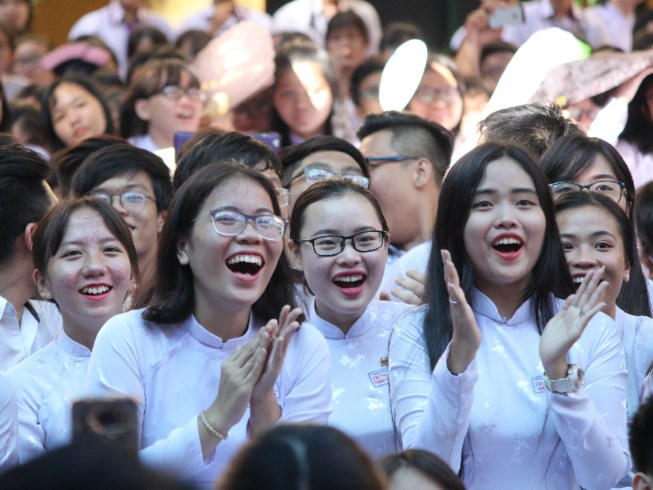 Chương tr&igrave;nh gi&aacute;o dục phổ th&ocirc;ng mới: Giảm mạnh tiết học