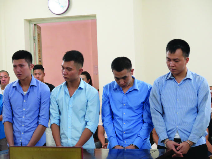 Các bị cáo tại tòa.