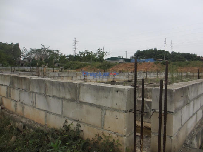 Ph&uacute; Thọ: Cận cảnh dự &aacute;n nh&agrave; ở x&atilde; hội gần 500 tỷ bỏ hoang