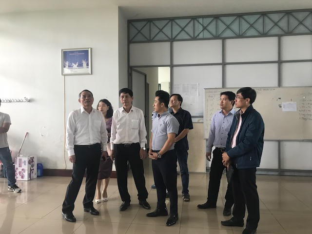 Lãnh đạo thành ủy, thành phố làm việc tại Nhà hát Trưng Vương Đà Nẵng.