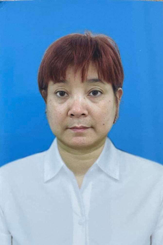 Bùi Thị Lệ Hằng tại công an.