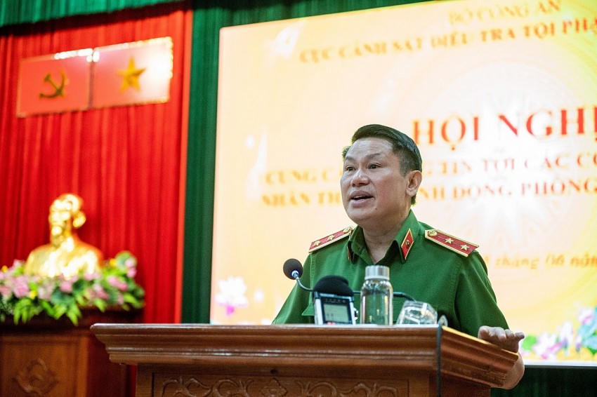 Trung tướng Nguyễn Văn Viện, Cục trưởng Cục cảnh sát điều tra tội phạm về ma túy thông tin tại hội nghị.
