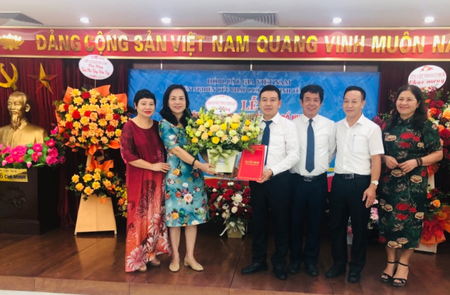 Tạp chí Pháp luật và Phát triển có Tân Phó tổng biên tập