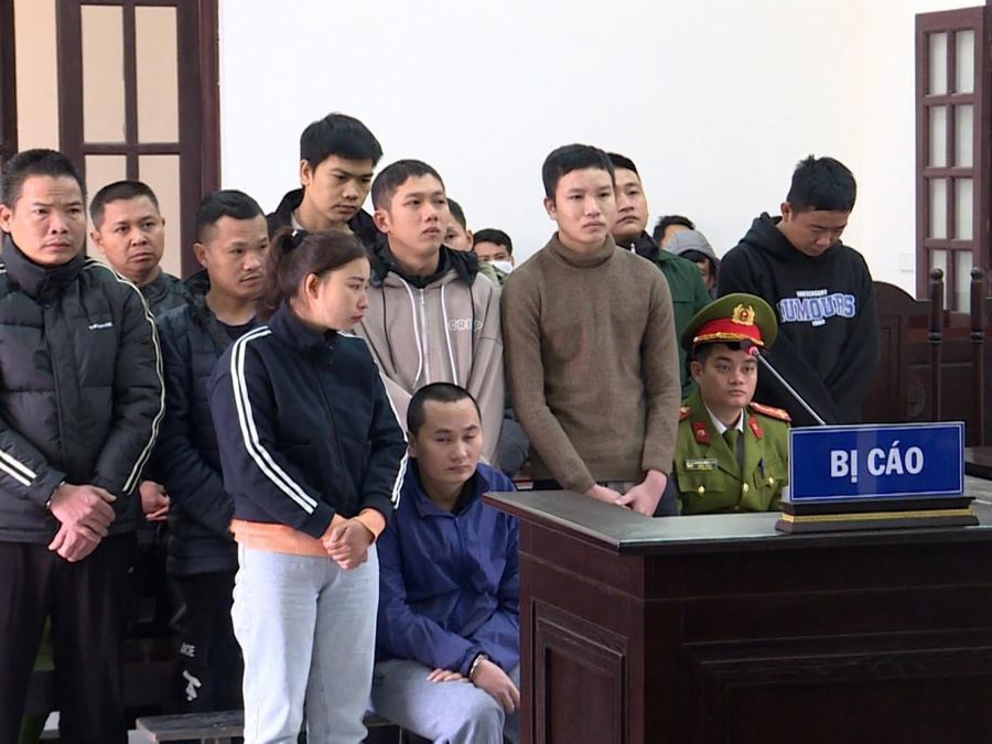 Bản án nghiêm khắc đối với nhóm đối tượng.