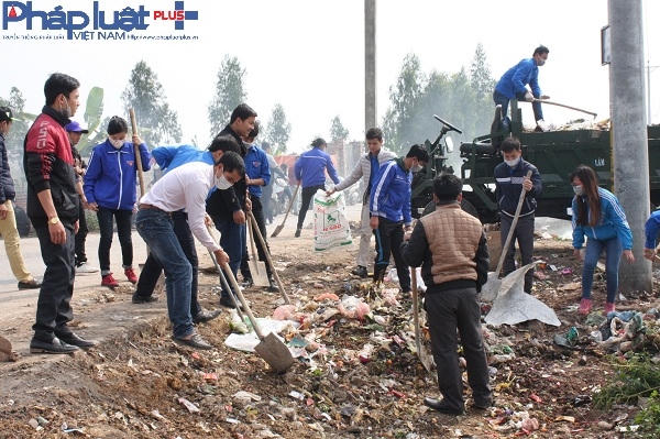 Bãi rác "hành dân" trên địa bàn xã Quảng Bị trước đây đã được đoàn thanh niên dọn dẹp sạch sẽ.