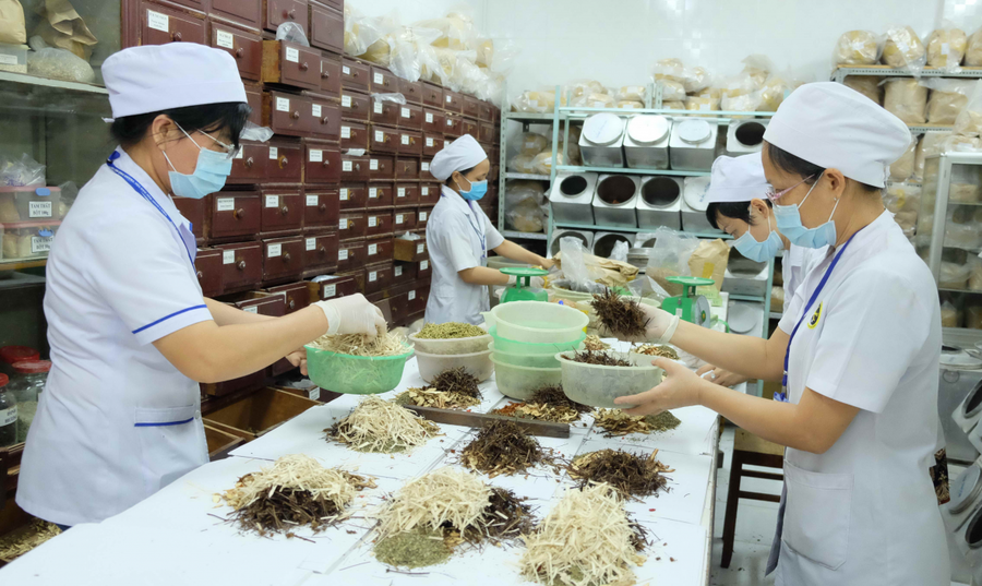 Đề xuất hướng dẫn hoạt động của y học cổ truyền trong cơ sở khám, chữa bệnh. (Ảnh minh hoạ)