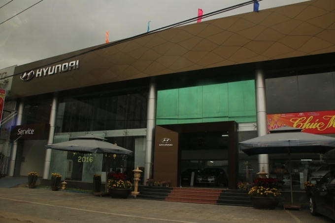 Showroom Hyundai Cẩm Lệ, một trong hai địa điểm mà Huy gây án.