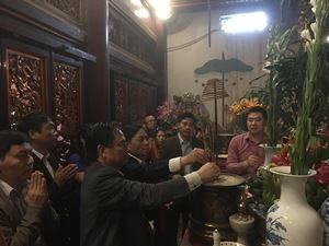 Đoàn dâng hương tại Khu di tích lịch sử Đền Hùng