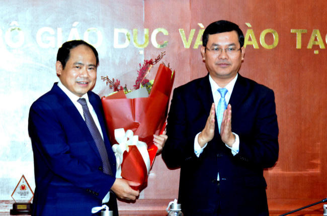 Anh346.