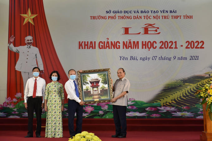 khai-giang-truong-dan-toc-noi-tru-tinh-yen-bai-1013(1)