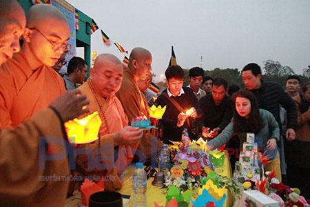 ...trên cơ sở phước thiện, phước báo đầy đủ mà phước lành tăng trưởng, nghiệp chướng tiêu trừ, nhờ đó mà gia đình cũng như bản thân, luôn được thuận duyên, phát triển trong năm mới”.