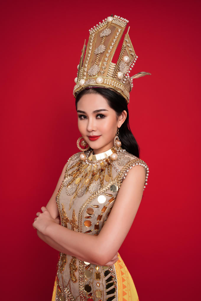 Ngân Anh mang hình tượng mẹ Âu Cơ đến Miss Intercotinental 2018
