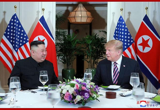 Bữa ăn tối đầu tiên giữa hai lãnh đạo Mỹ - Triều Tiên ngày 27/2.