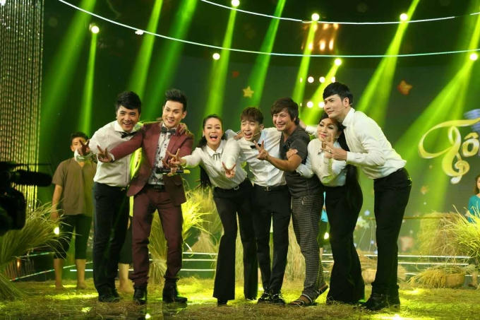 Trong đêm thi thứ 4 “Hãy nghe tôi hát” (chủ đề danh ca Phương Dung), phát sóng vào lúc 21 giờ  thứ hai 28/3 trên kênh truyền hình Vĩnh Long 1 – THVL1, Nguyên Vũ sẽ cùng Anh Thơ tiếp tục dẫn dắt các tiết mục trong chương trình. Với kinh nghiệm nhiều năm cộng với khả năng hoạt ngôn, gần gũi, Nguyên Vũ hy vọng sẽ mang lại những giây phút giải trí thú vị cho quý khán giả khi xem chương trình. (Ảnh: DL Duy, Lý Võ Phú Hưng)