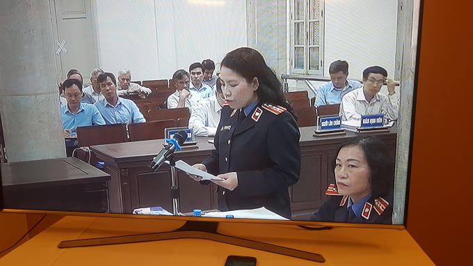 Đại diện Viện kiểm sát tại tòa.