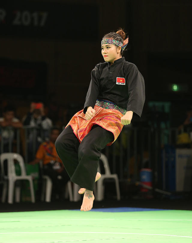 Cận cảnh nhan sắc của hoa kh&ocirc;i Pencak Silat Việt Nam