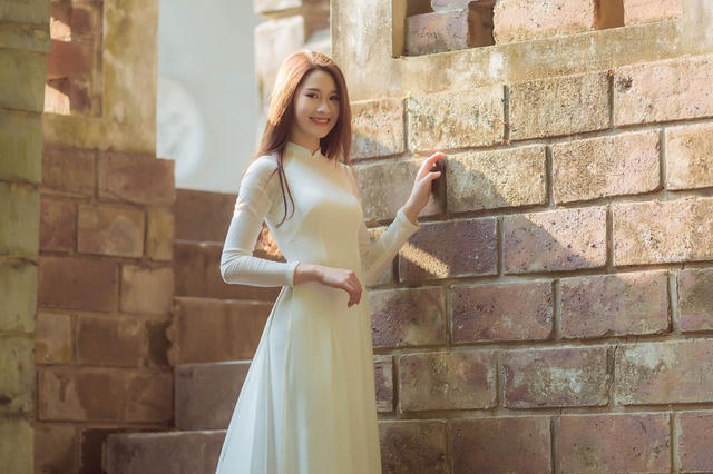 Hiện tại ngoài việc học ở trường thì Phạm Bích đang làm quản lý cho một nhà hàng tại Hà Nội.