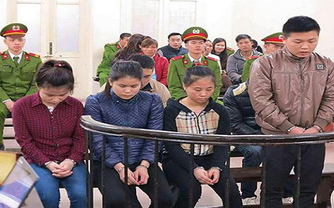 Các bị cáo tại phiên tòa. (Ảnh: báo Công lý)