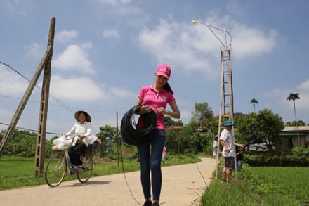 Trong “Người đẹp Nhân ái” Đỗ Mỹ Linh là người đẹp đã nhận được “cơn mưa” lời khen từ phía Hội đồng bình luận. Trấn Thành đánh giá cao sự chân thật và dũng cảm từ Đỗ Mỹ Linh khi cô thực hiện dự án “Điện sáng đường quê và thiết chế nhà văn hóa” tại xã miền núi Nga Quán, huyện Trấn Yên, tỉnh Yên Bái.