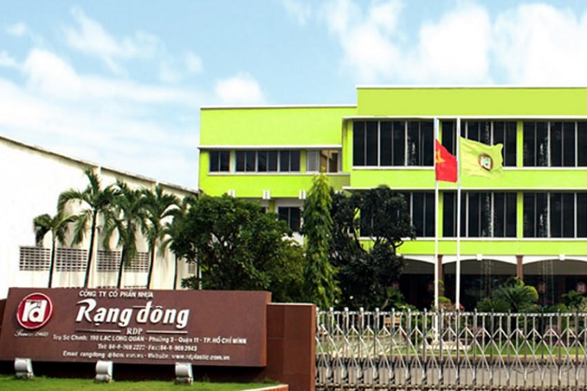 Cổ phiếu Rạng Đông Holding (RDP) rơi vào diện đình chỉ giao dịch.