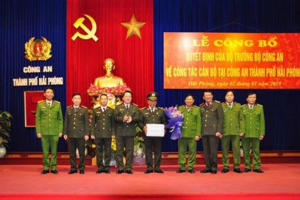 Thiếu tướng Đỗ Hữu Ca thôi giữ chức Giám đốc Công an Hải Phòng.
