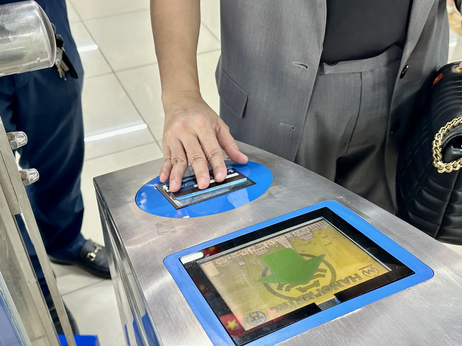 Hà Nội thử nghiệm áp dụng sinh trắc học khi đi metro Cát Linh - Hà Đông. (Ảnh: Hanoi Metro)