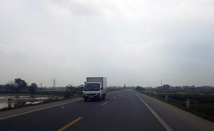 Không có nhiều phương tiện qua lại trên tuyến tránh Phủ Lý.