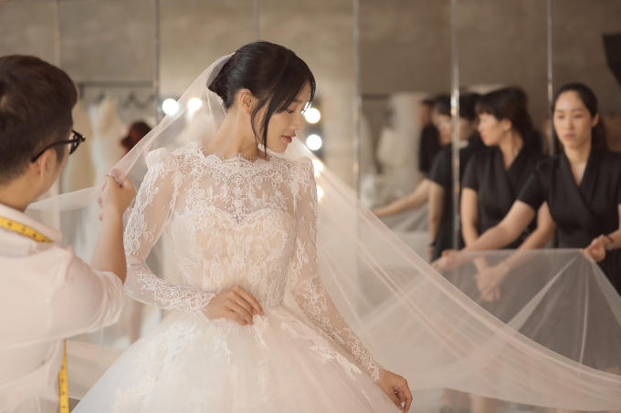 Nh&atilde; Phương muốn mang gi&agrave;y bệt cho xứng đ&ocirc;i, Trường Giang bất ngờ n&oacute;i 1 c&acirc;u đậm chất ng&ocirc;n t&igrave;nh