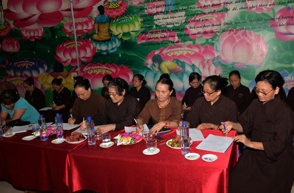 Tại Hội nghị, GHPGVN tỉnh Lào Cai đã thông qua khẩu hiệu: Ổn Định - Đổi Mới - Kỷ Cương - Phát Triển.