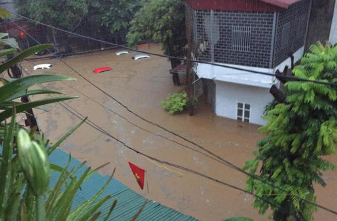 Mưa lớn khiến nhiều khu vực tại miền núi phía Bắc bị ngập úng.