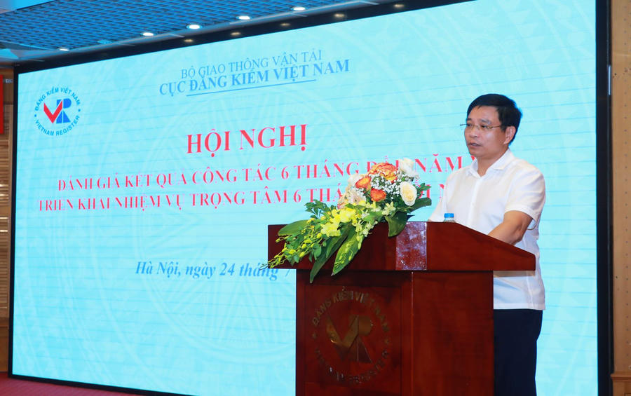 Bộ trưởng Nguyễn Văn Thắng phát biểu tại Hội nghị. (Ảnh: Bộ GTVT)