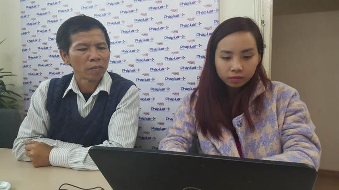 Ông Nguyễn Thanh Chấn đang chuẩn bị trả lời câu hỏi bạn đọc Pháp Luật Plus (người ghi nhận trả lời: Phóng viên Nguyễn Xinh PLus).