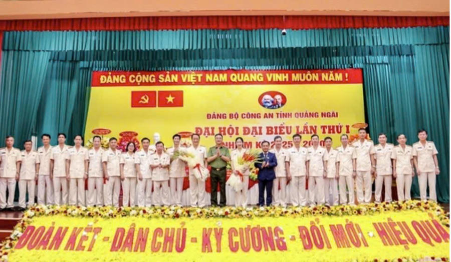 Ra mắt Ban Chấp hành Đảng bộ Công an tỉnh Quảng Ngãi nhiệm kỳ 2025 – 2030. Ảnh: H.P