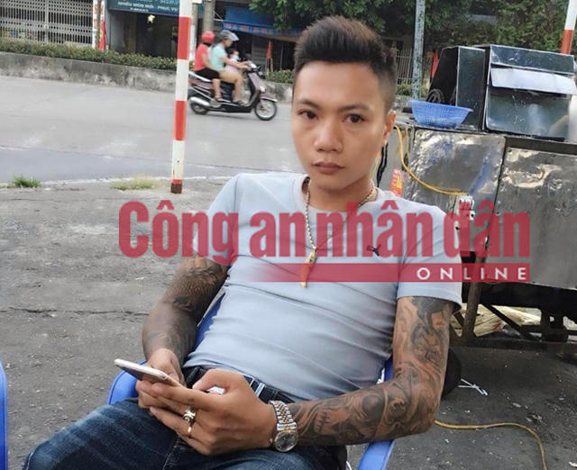 Đối tượng Đo&agrave;n Đức Tiến.