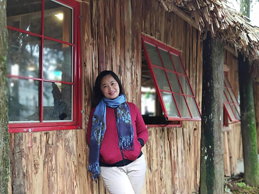 Nhà báo Hoàng Thuỷ.