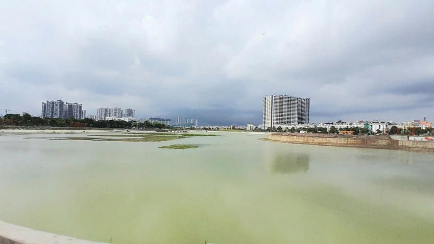 Khu vực hồ nước trong Công viên.