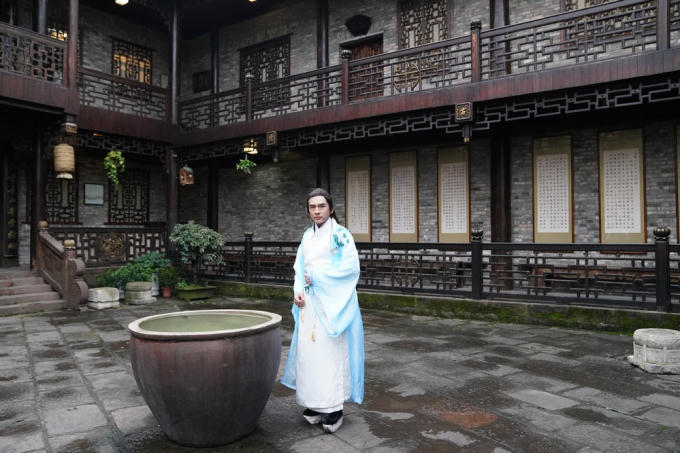 MV sẽ chính thức trình làng người hâm mộ vào lúc 10h00 ngày 16.1.2019.