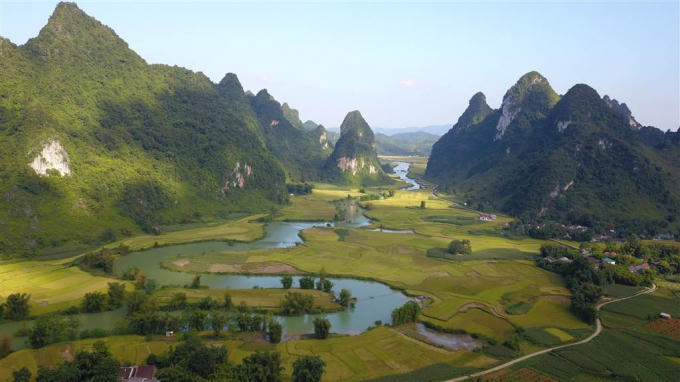 Khát vọng phồn vinh từ vùng đất… “ngủ quên”