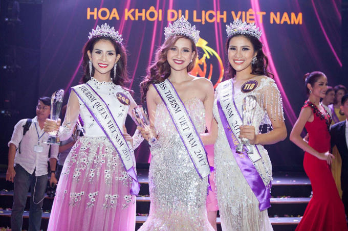 V&igrave; thẩm mỹ răng, Nguyễn Thị Th&agrave;nh bị tước danh hiệu &Aacute; kh&ocirc;i Du lịch Việt Nam 2017