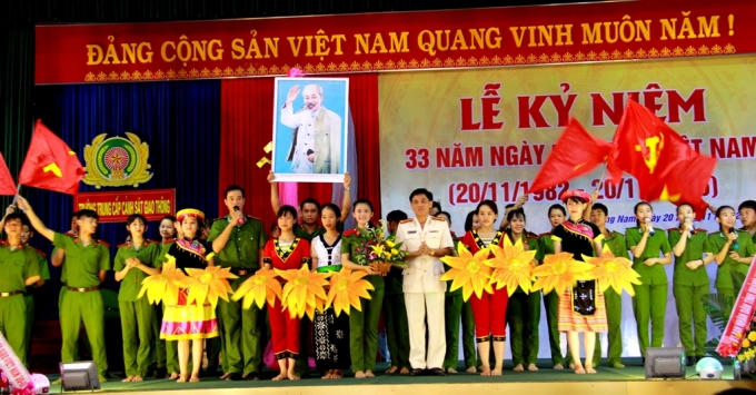 Hoạt động văn nghệ chào mừng ngày nhà giáo Việt Nam