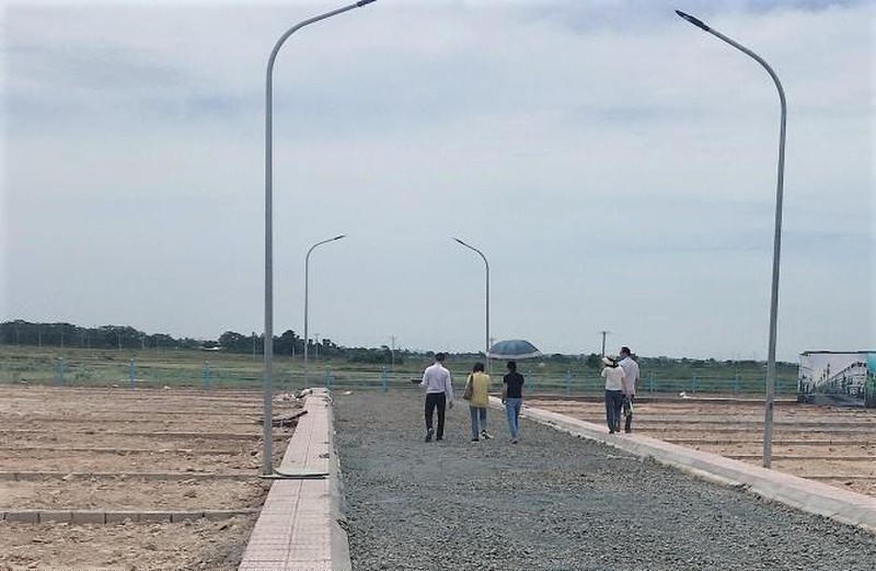 Nhà đầu tư, người dân cần cẩn trọng rước thực hiện các giao dịch chuyển nhượng nhà đất