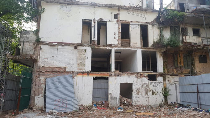 15 hộ d&acirc;n chưa di dời d&ugrave; được &aacute;p dụng phương &aacute;n t&aacute;i định cư tại chỗ.