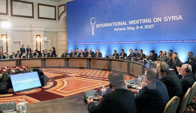 Toàn cảnh vòng hòa đàm Syria ở Astana ngày 4/5. Nguồn: AFP/TTXVN