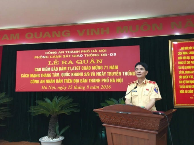 Thiếu tướng Trần Sơn Hà, Cục trưởng Cục CSGT (Bộ Công an) phát biểu tại lễ ra quân.